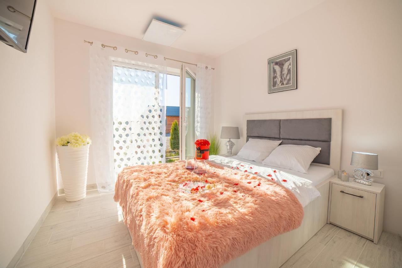 Apartamenty Scarlet Ujście-Darłowskie Eksteriør bilde